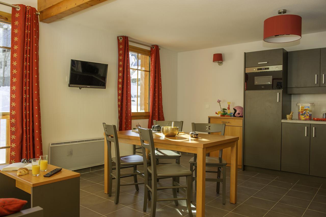 Goelia Les Chalets De Belledonne Saint-Colomban-des-Villards Luaran gambar